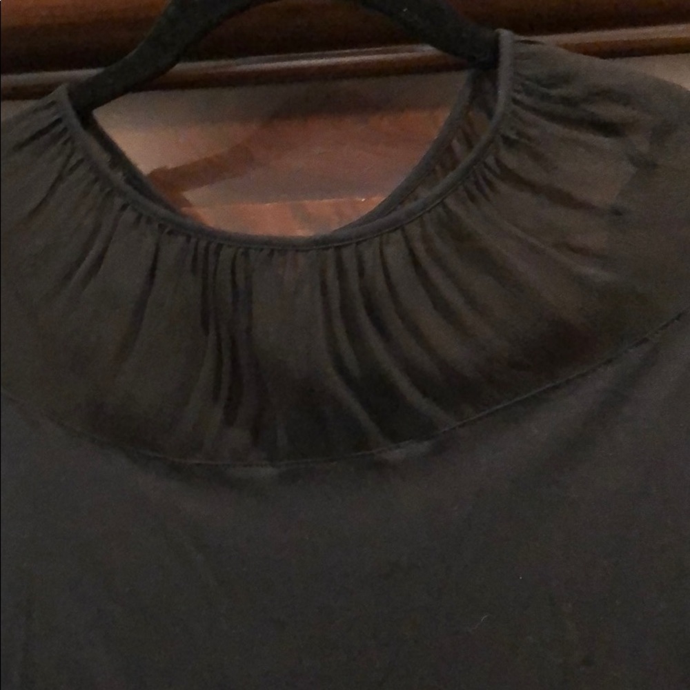 Black tee - Picture 2 of 2